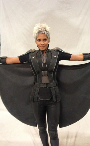 Halle Berry, Twit Pic Halle Berry, Twit Pic